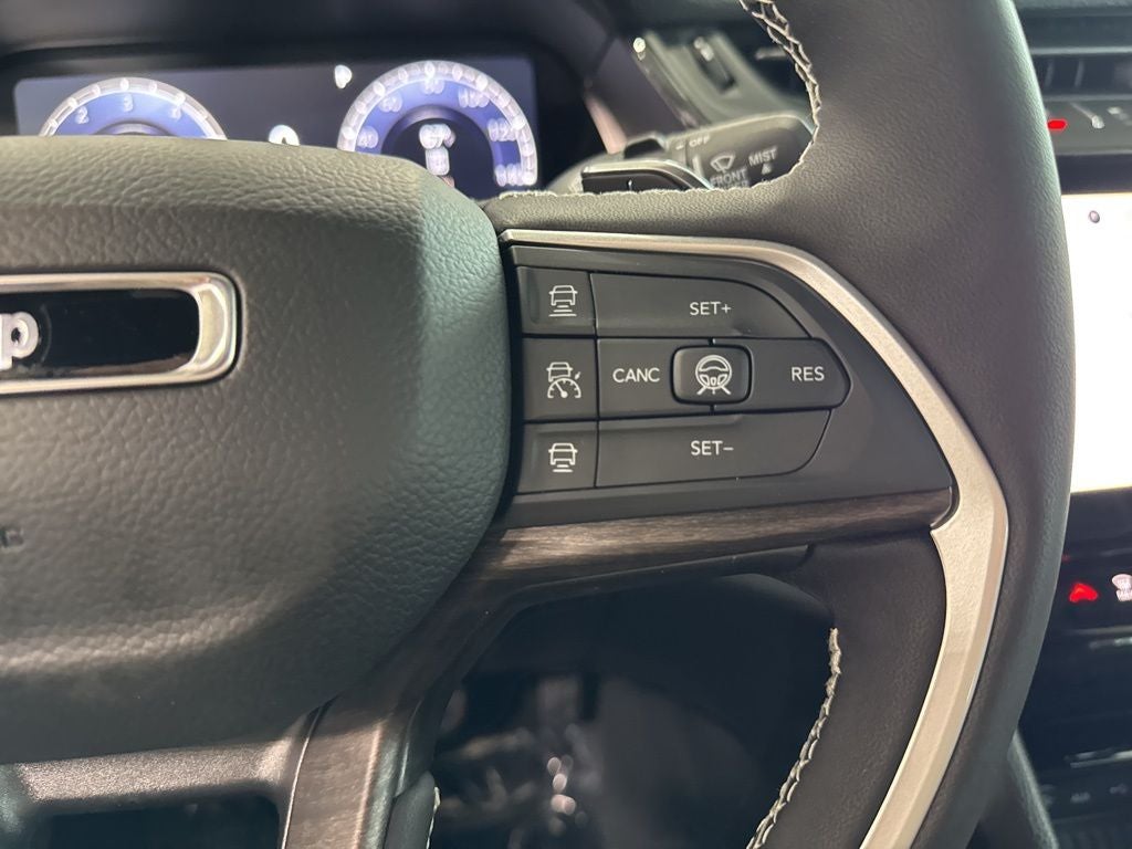 2026 Jeep Grand Cherokee GRAND CHEROKEE LIMITED RESERVE 4X4