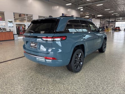 2026 Jeep Grand Cherokee GRAND CHEROKEE LIMITED RESERVE 4X4