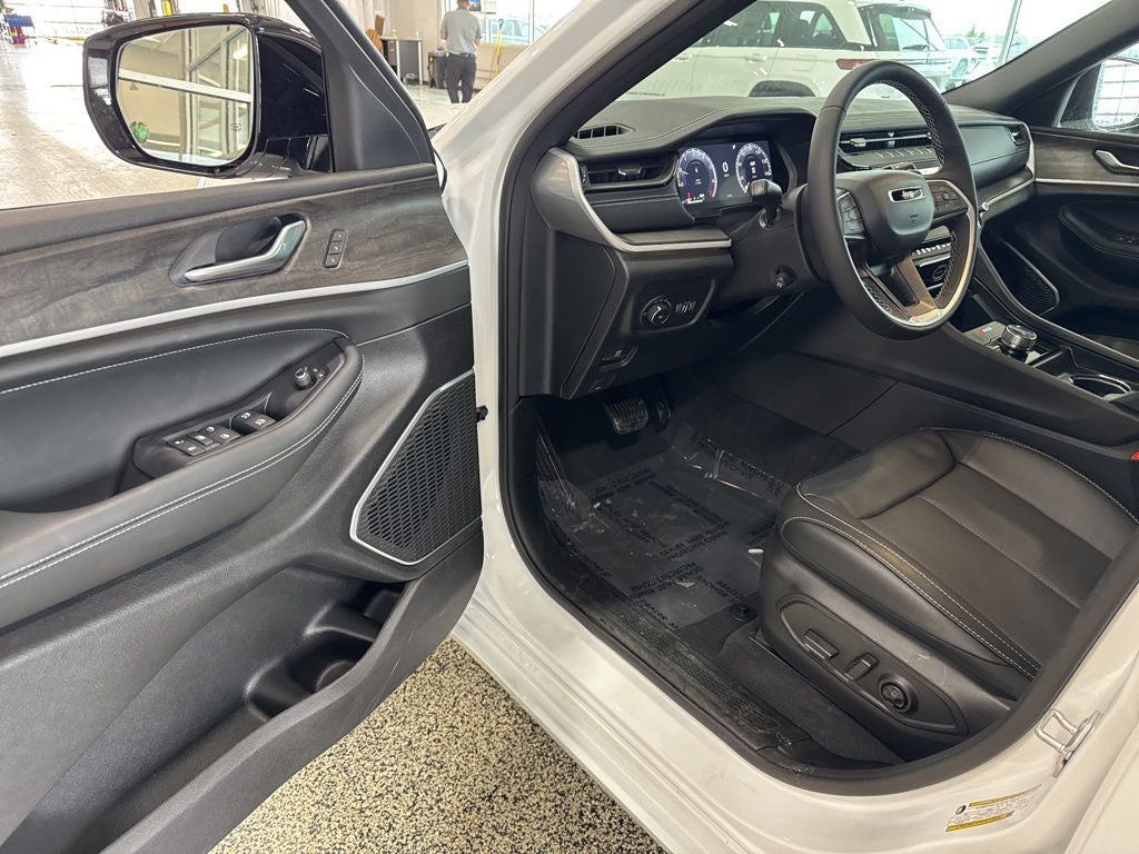 2026 Jeep Grand Cherokee GRAND CHEROKEE LIMITED RESERVE 4X4