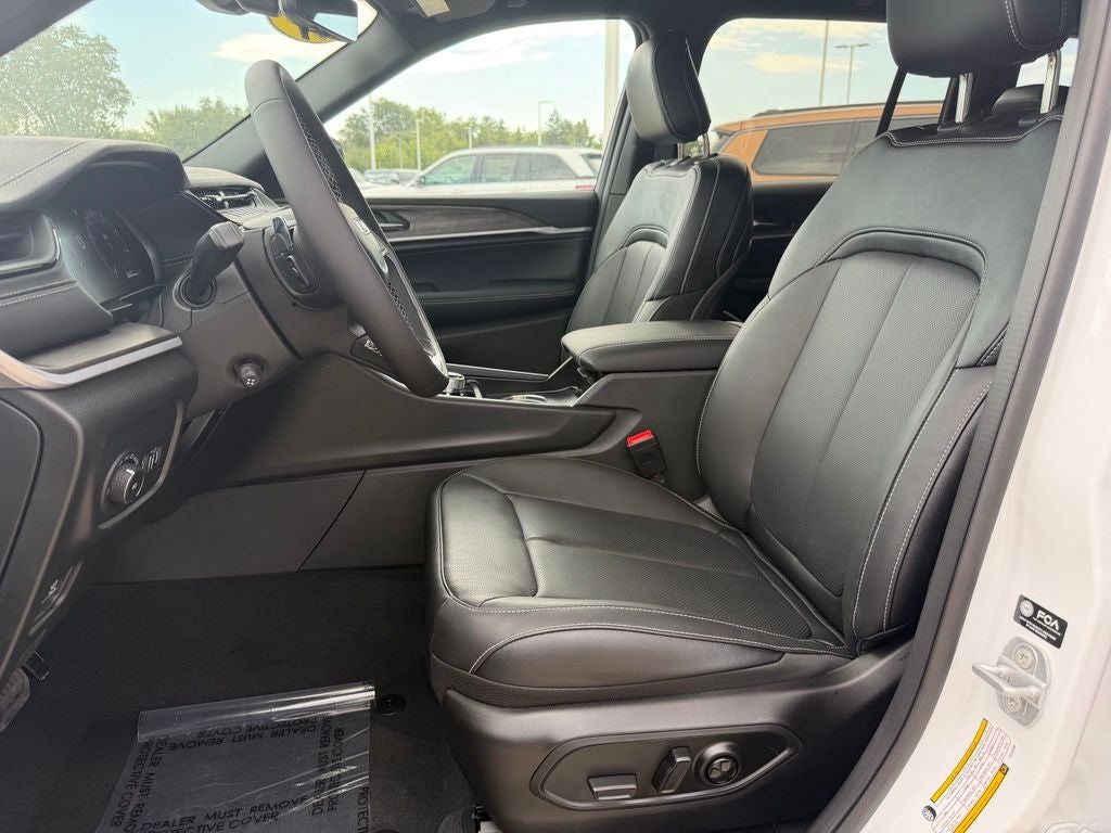 2026 Jeep Grand Cherokee GRAND CHEROKEE LIMITED RESERVE 4X4
