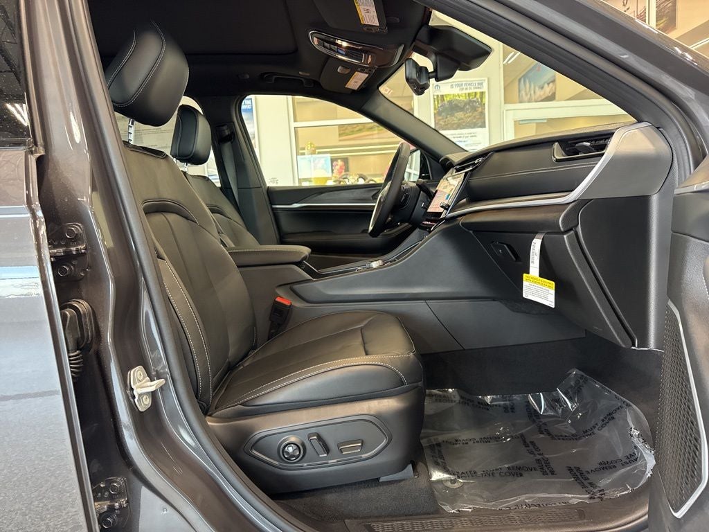 2026 Jeep Grand Cherokee GRAND CHEROKEE LIMITED RESERVE 4X4