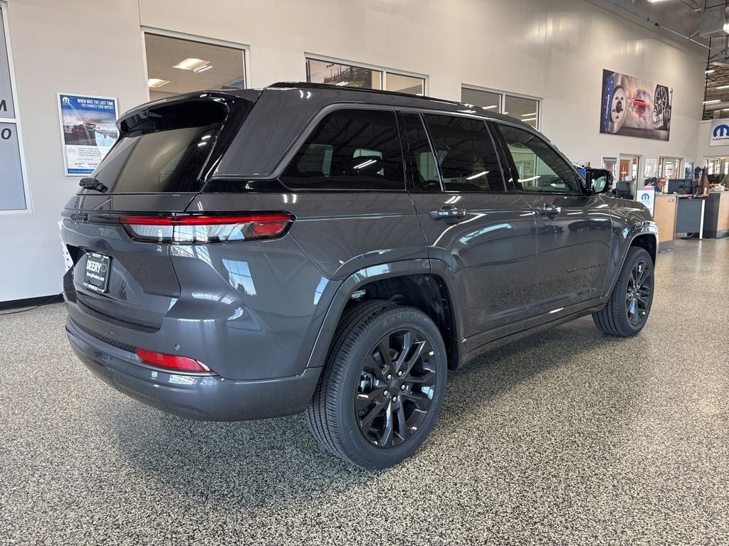 2026 Jeep Grand Cherokee GRAND CHEROKEE LIMITED RESERVE 4X4