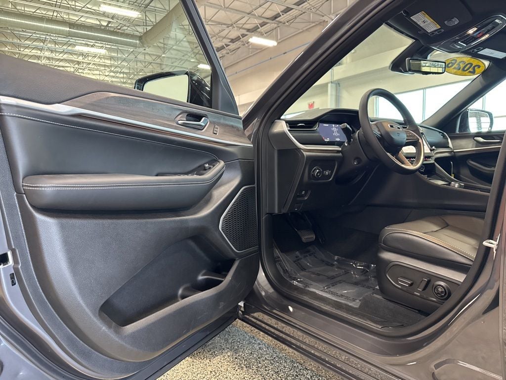 2026 Jeep Grand Cherokee GRAND CHEROKEE LIMITED RESERVE 4X4