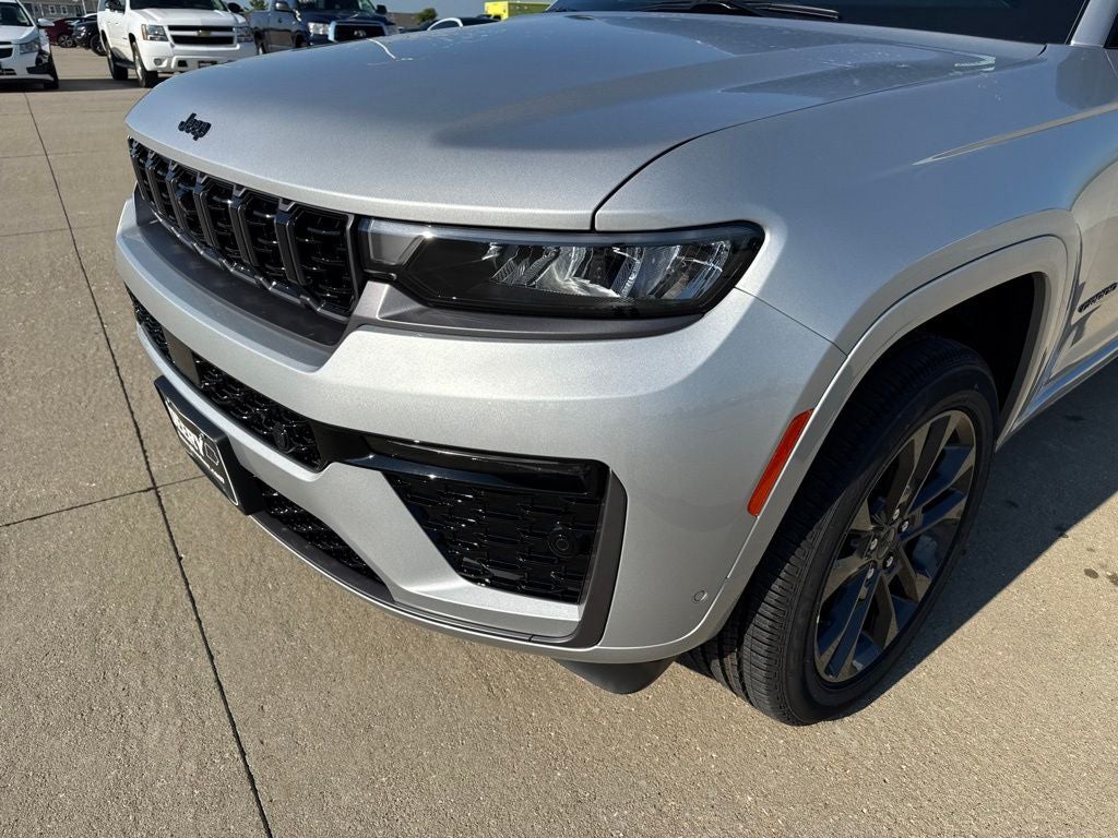 2026 Jeep Grand Cherokee GRAND CHEROKEE LIMITED RESERVE 4X4