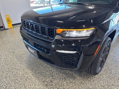 2026 Jeep Grand Cherokee GRAND CHEROKEE LIMITED RESERVE 4X4