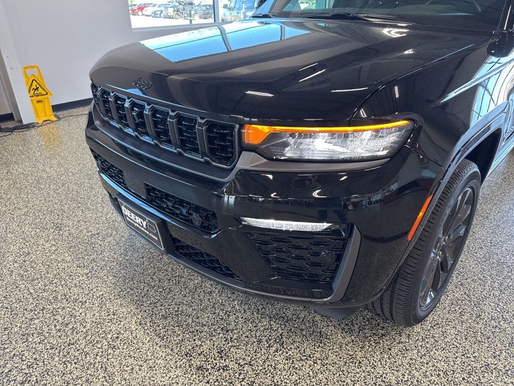 2026 Jeep Grand Cherokee GRAND CHEROKEE LIMITED RESERVE 4X4