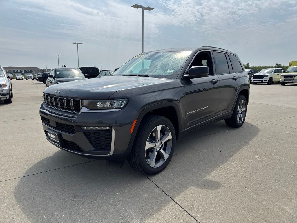 2026 Jeep Grand Cherokee GRAND CHEROKEE LIMITED 4X4