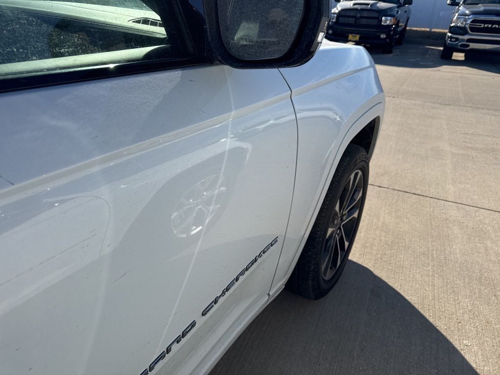 2023 Jeep Grand Cherokee Overland 4x4