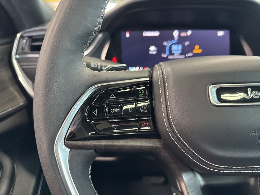 2023 Jeep Grand Cherokee Overland 4x4