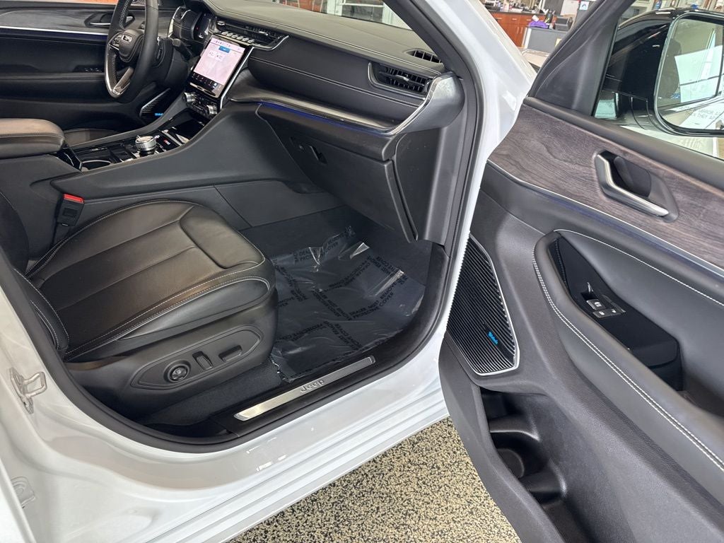 2023 Jeep Grand Cherokee Overland 4x4