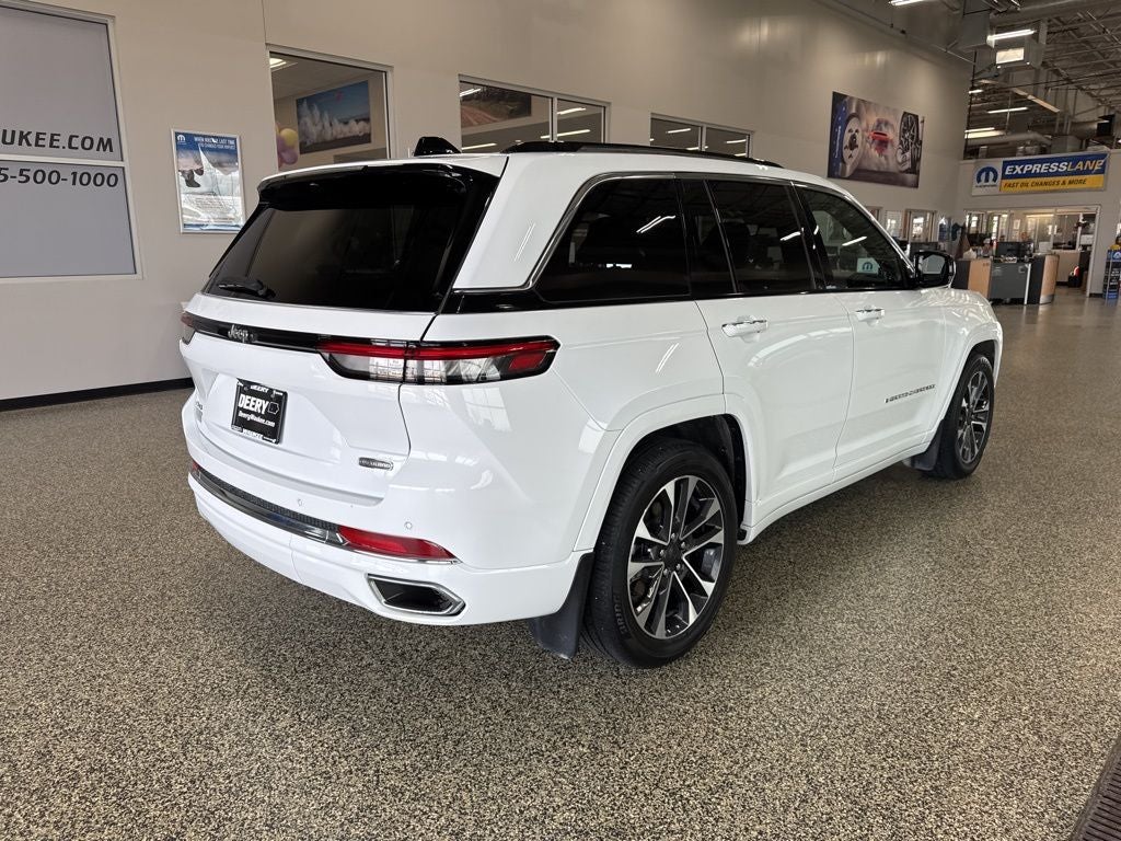 2023 Jeep Grand Cherokee Overland 4x4
