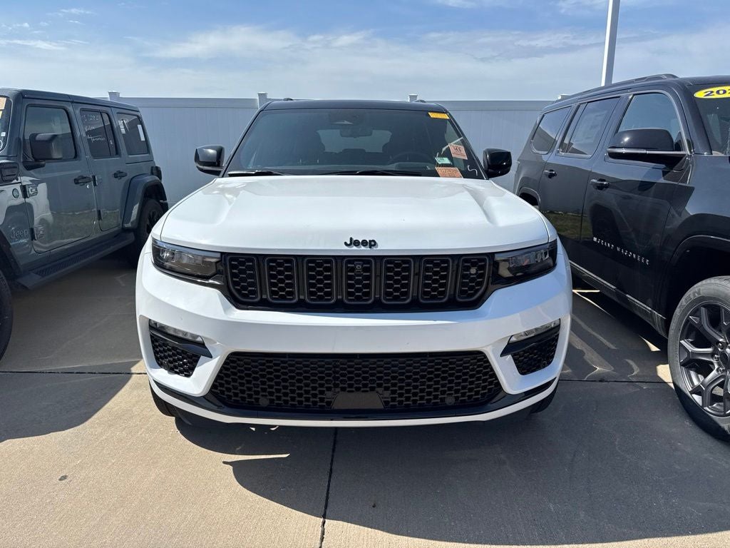 2025 Jeep Grand Cherokee Summit 4x4