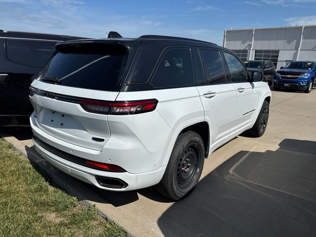 2025 Jeep Grand Cherokee Summit 4x4