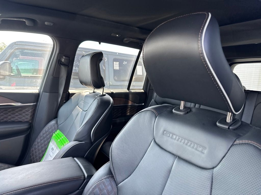 2025 Jeep Grand Cherokee Summit 4x4