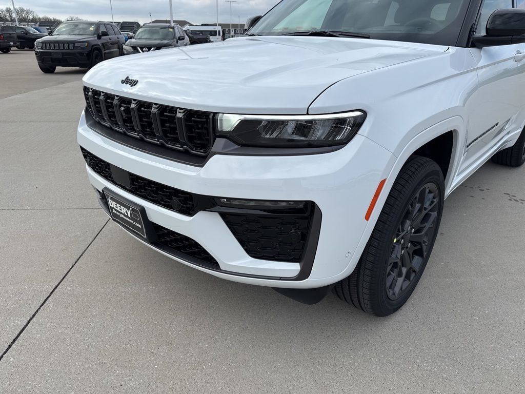 2026 Jeep Grand Cherokee GRAND CHEROKEE SUMMIT 4X4