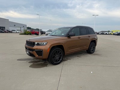 2026 Jeep Grand Cherokee GRAND CHEROKEE SUMMIT 4X4