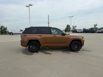 2026 Jeep Grand Cherokee GRAND CHEROKEE SUMMIT 4X4