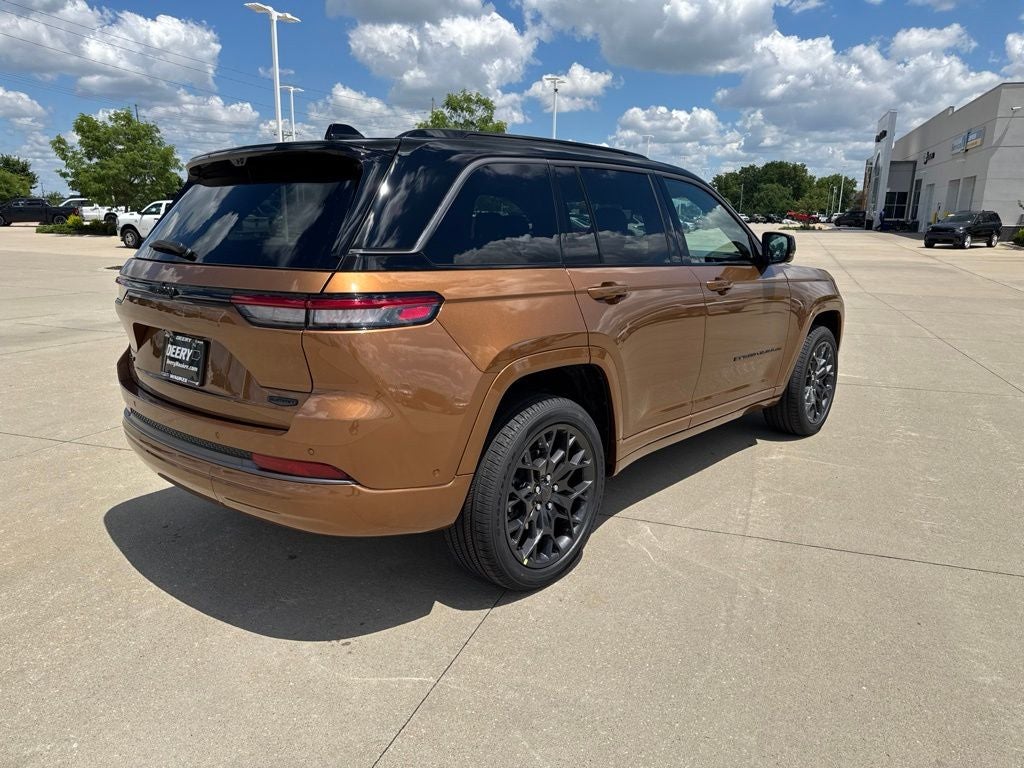 2026 Jeep Grand Cherokee GRAND CHEROKEE SUMMIT 4X4