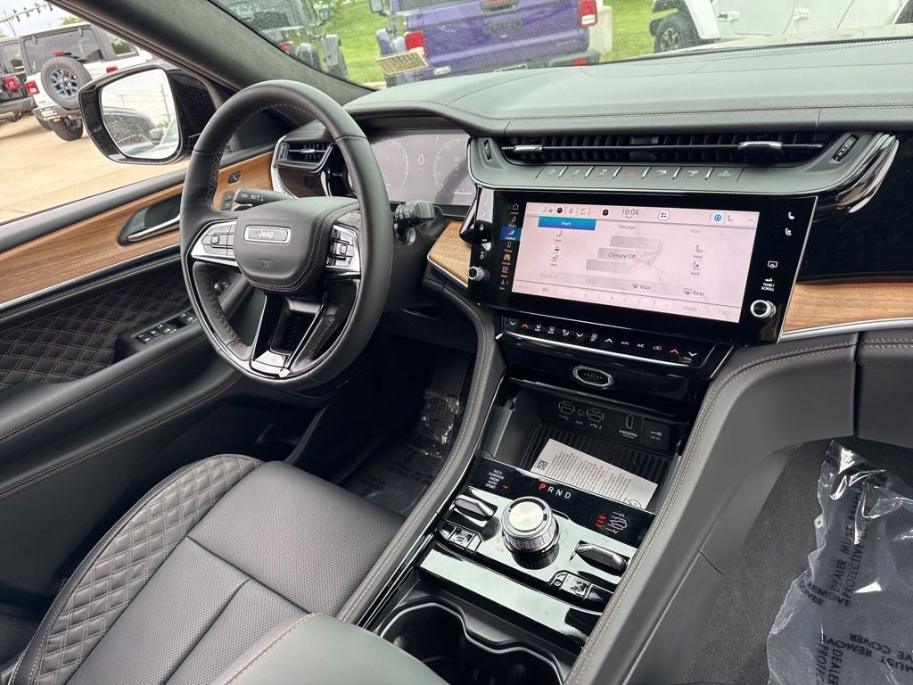 2026 Jeep Grand Cherokee GRAND CHEROKEE SUMMIT 4X4