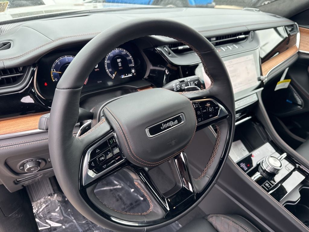 2026 Jeep Grand Cherokee GRAND CHEROKEE SUMMIT 4X4
