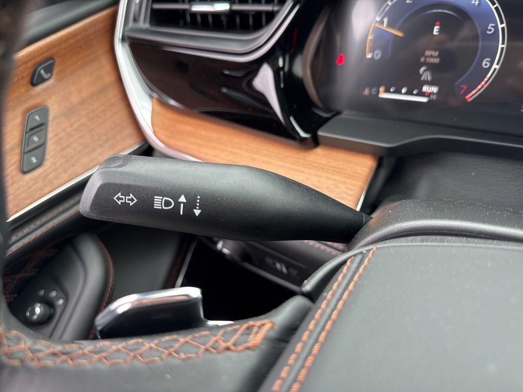 2026 Jeep Grand Cherokee GRAND CHEROKEE SUMMIT 4X4