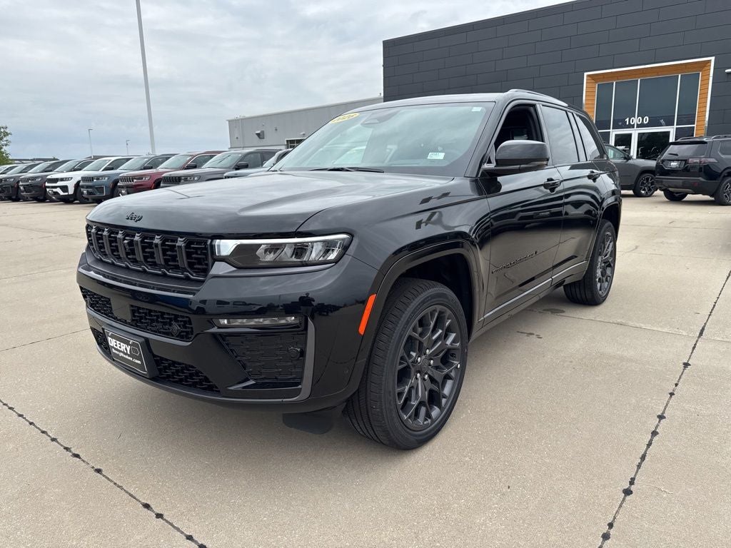 2026 Jeep Grand Cherokee GRAND CHEROKEE SUMMIT 4X4