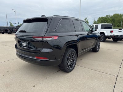2026 Jeep Grand Cherokee GRAND CHEROKEE SUMMIT 4X4