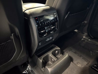 2025 Jeep Grand Cherokee L Laredo 4x4