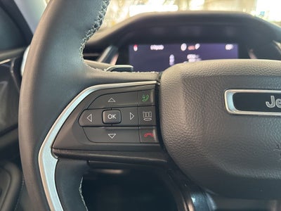 2023 Jeep Grand Cherokee L Laredo 4x4