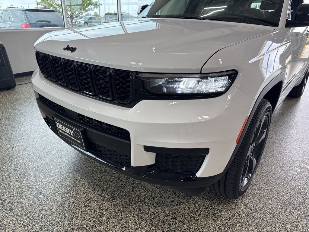 2025 Jeep Grand Cherokee GRAND CHEROKEE L ALTITUDE X 4X4