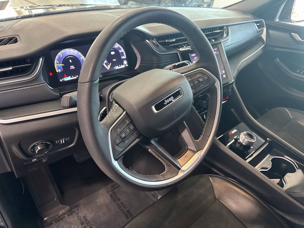 2025 Jeep Grand Cherokee L Altitude X 4x4