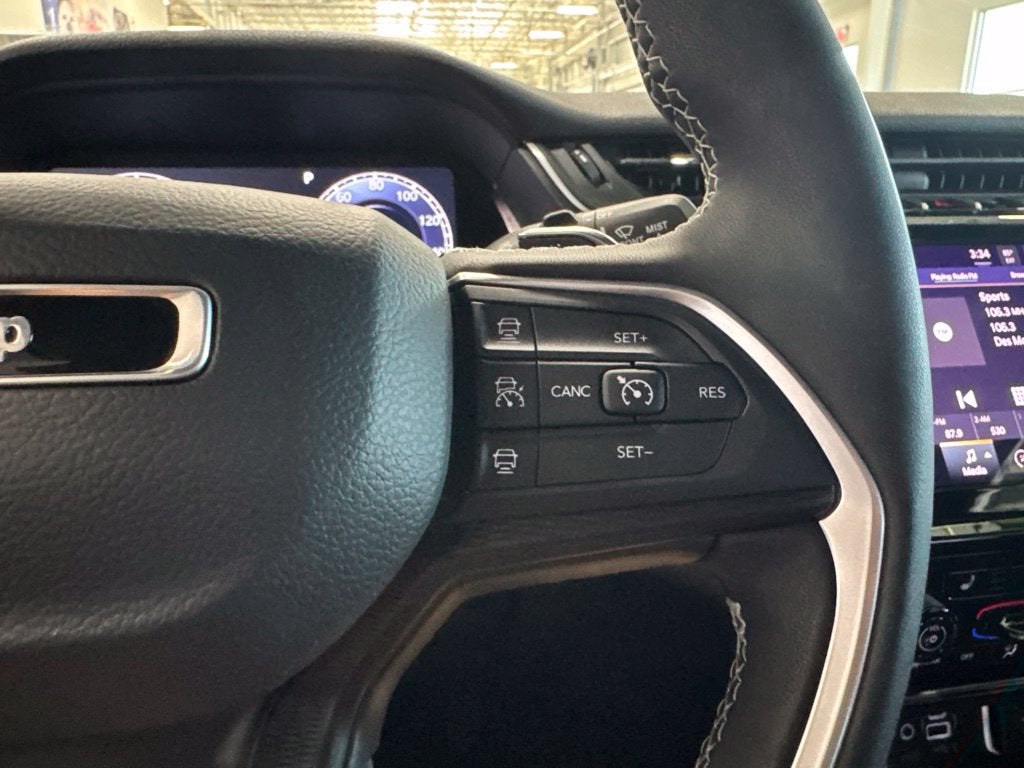 2025 Jeep Grand Cherokee L Altitude X 4x4