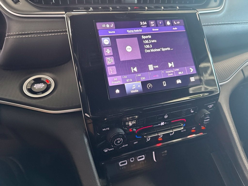 2025 Jeep Grand Cherokee L Altitude X 4x4