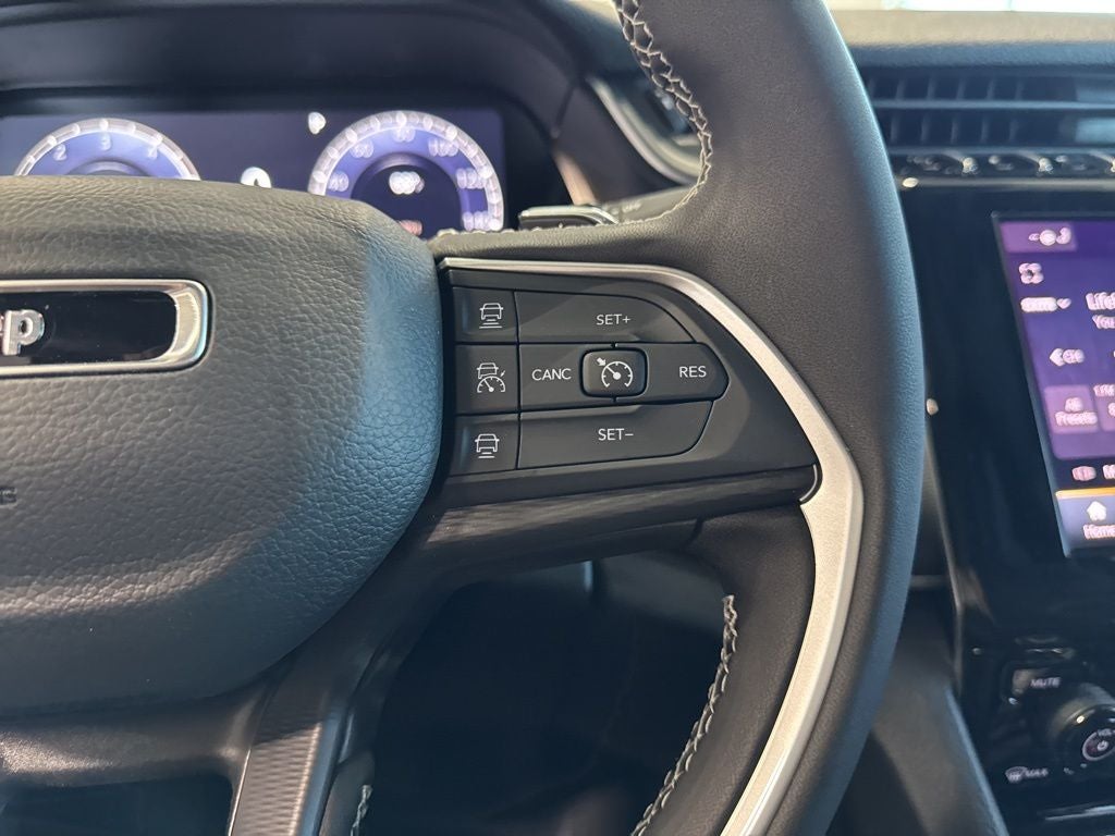 2026 Jeep Grand Cherokee GRAND CHEROKEE L LAREDO X 4X4