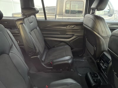 2025 Jeep Grand Cherokee L Altitude 4x4