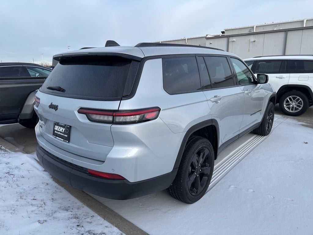 2025 Jeep Grand Cherokee L Altitude 4x4