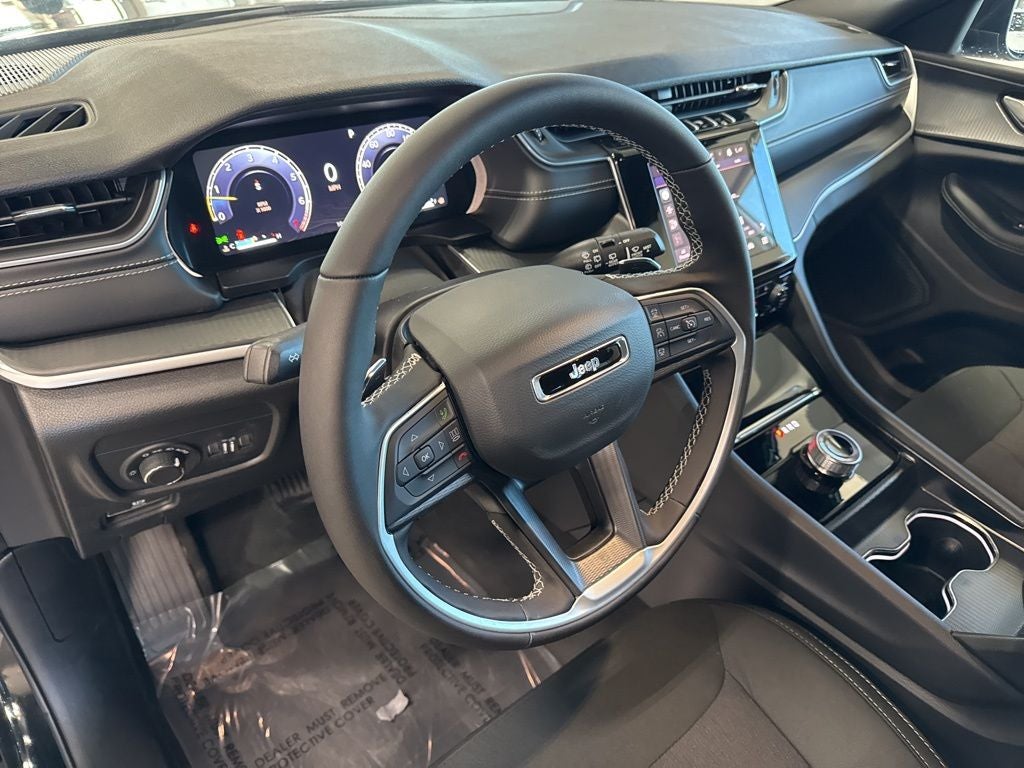 2026 Jeep Grand Cherokee GRAND CHEROKEE L LAREDO X 4X4