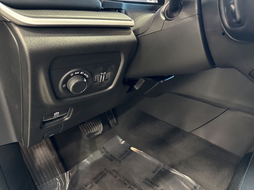 2026 Jeep Grand Cherokee GRAND CHEROKEE L LAREDO X 4X4