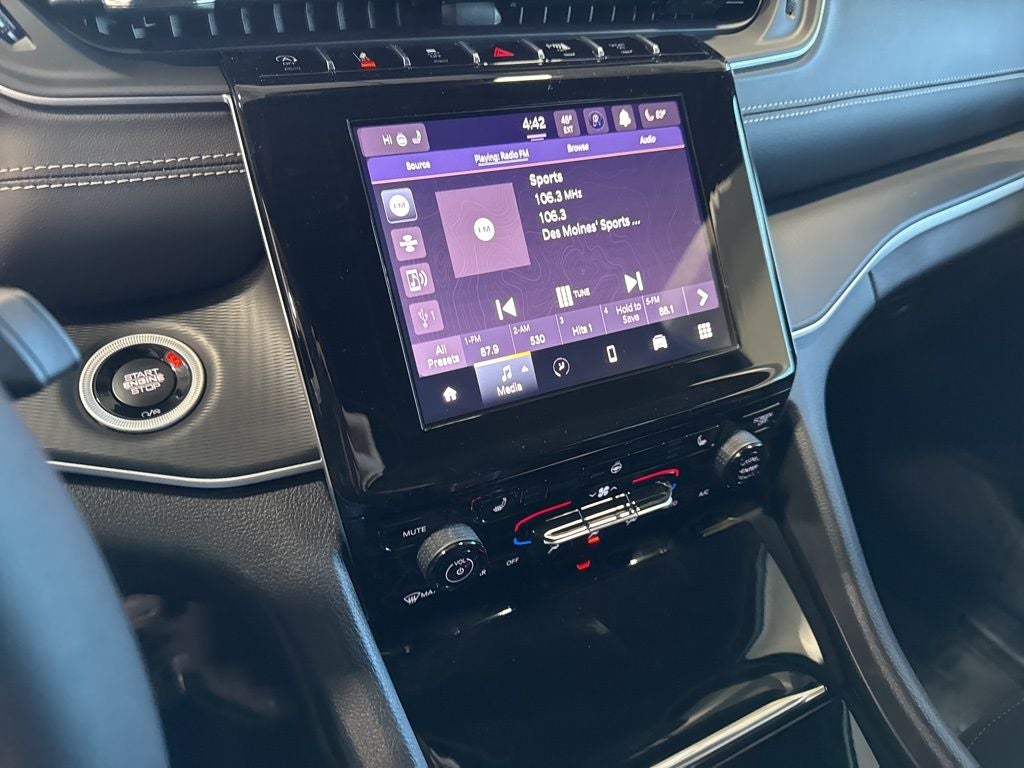 2026 Jeep Grand Cherokee GRAND CHEROKEE L LAREDO X 4X4