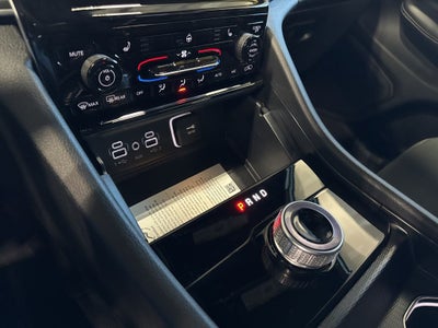 2026 Jeep Grand Cherokee GRAND CHEROKEE L LAREDO X 4X4