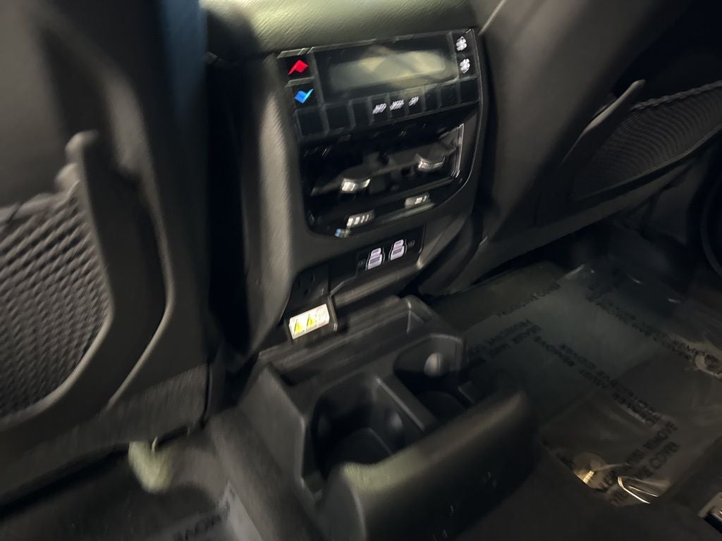 2026 Jeep Grand Cherokee GRAND CHEROKEE L LAREDO X 4X4