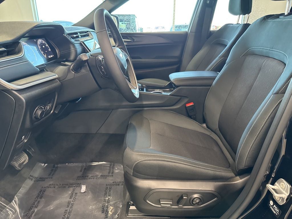 2026 Jeep Grand Cherokee GRAND CHEROKEE L LAREDO X 4X4