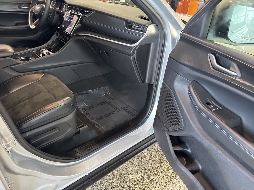 2024 Jeep Grand Cherokee L Altitude 4x4