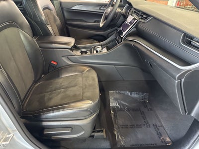 2024 Jeep Grand Cherokee L Altitude 4x4