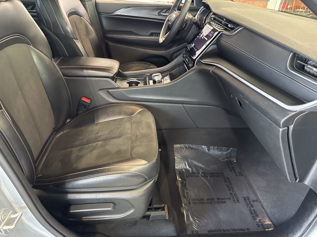 2024 Jeep Grand Cherokee L Altitude 4x4