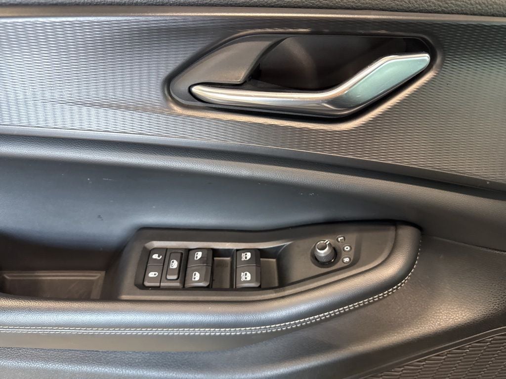 2024 Jeep Grand Cherokee L Altitude 4x4