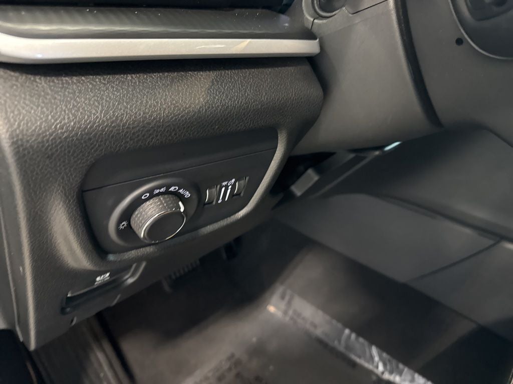 2024 Jeep Grand Cherokee L Altitude 4x4