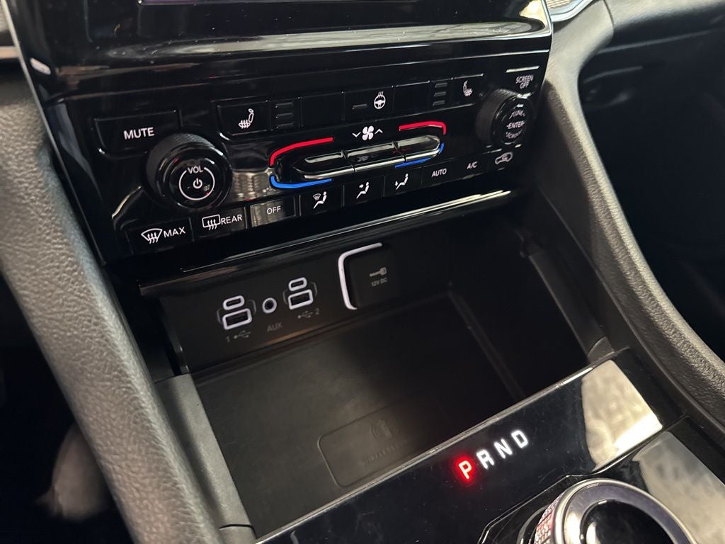 2024 Jeep Grand Cherokee L Altitude 4x4