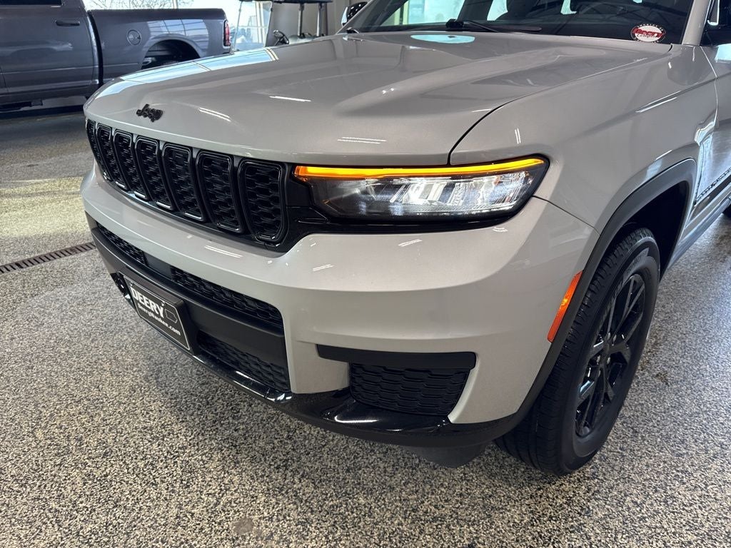 2024 Jeep Grand Cherokee L Altitude 4x4