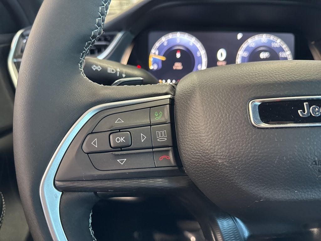 2026 Jeep Grand Cherokee GRAND CHEROKEE L LAREDO X 4X4